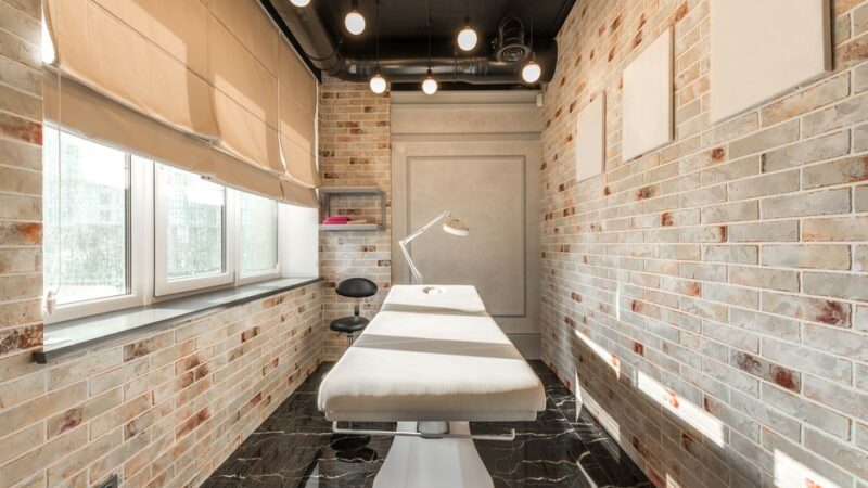 Hoe rood licht therapie helpt bij acne en huidproblemen