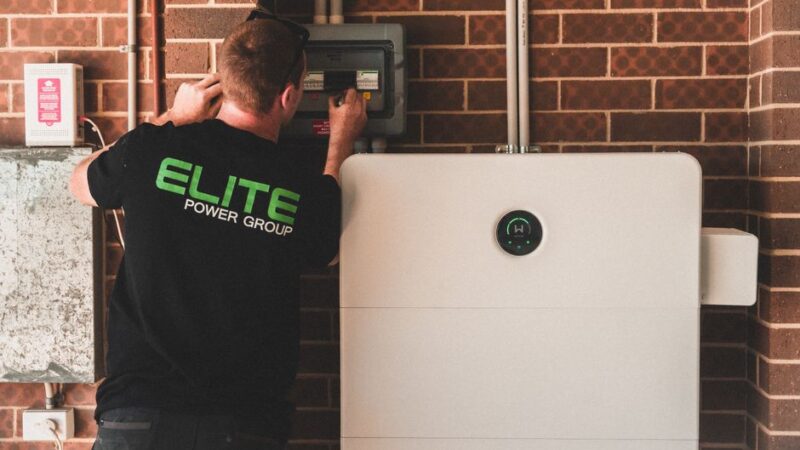 Thuisbatterijen en energieopslag voor een slim energienet