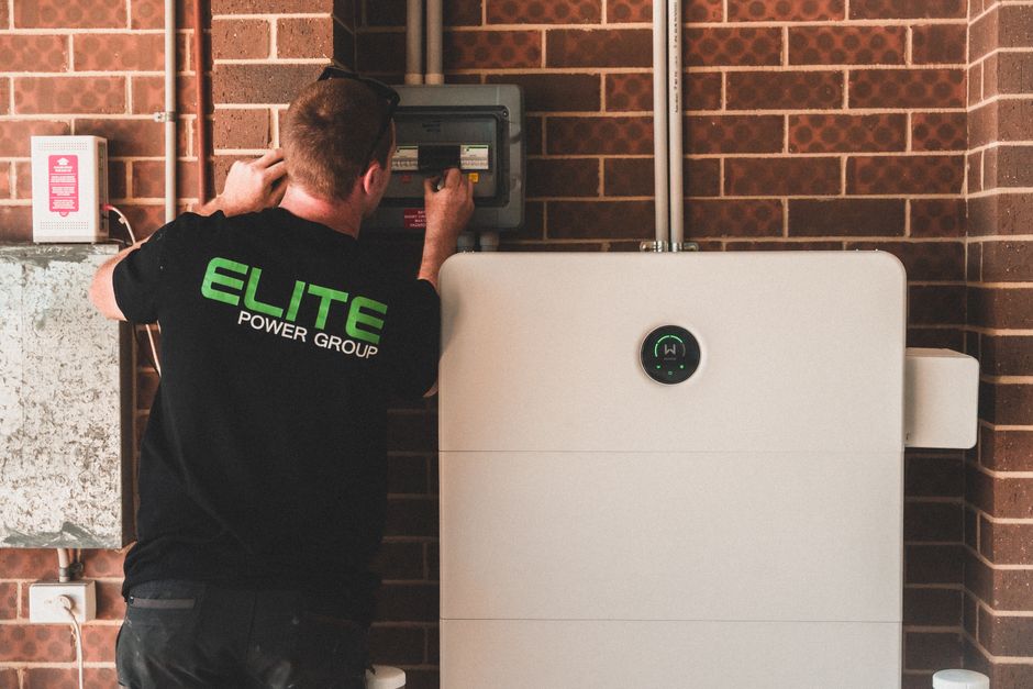 Thuisbatterijen en energieopslag voor een slim energienet
